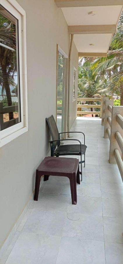 Amssler Beach Stay Kalutara Exteriör bild