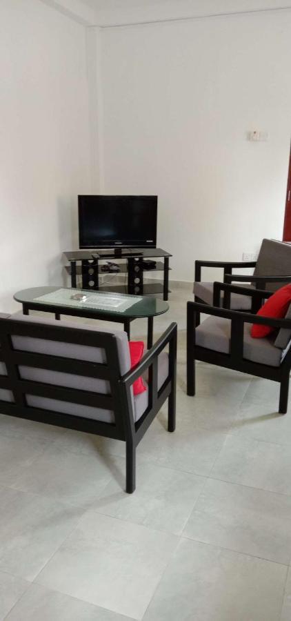 Amssler Beach Stay Kalutara Exteriör bild