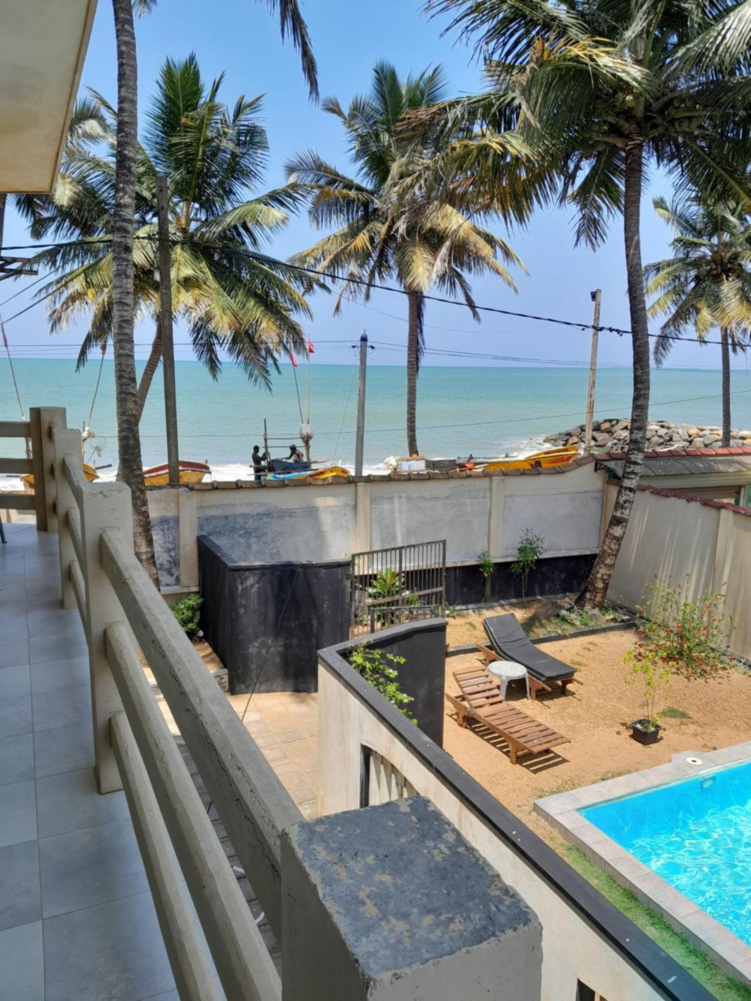 Amssler Beach Stay Kalutara Exteriör bild